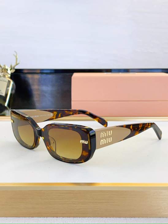 Picture of Miu Miu Sunglasses _SKUfw80050111fw
